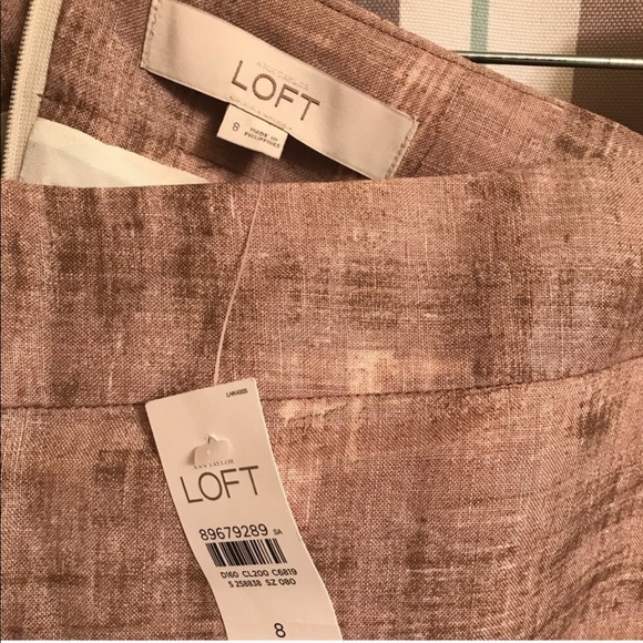 BUNDLE 2 ITEMS FOR $10 Loft Skirt size 8 - Picture 4 of 8